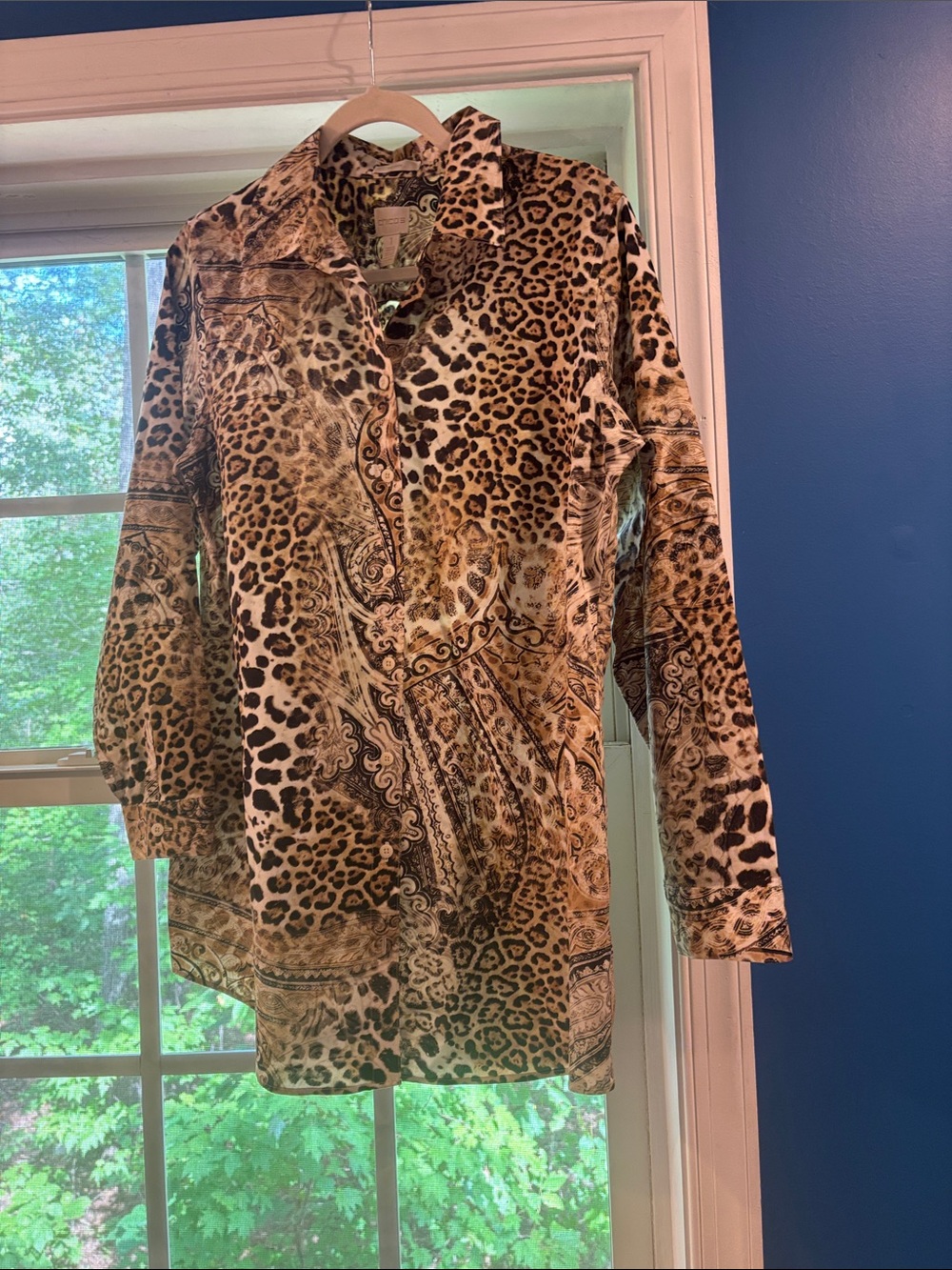Chico's Leopard Print Tunic blouse in black, brown gold and cream colors